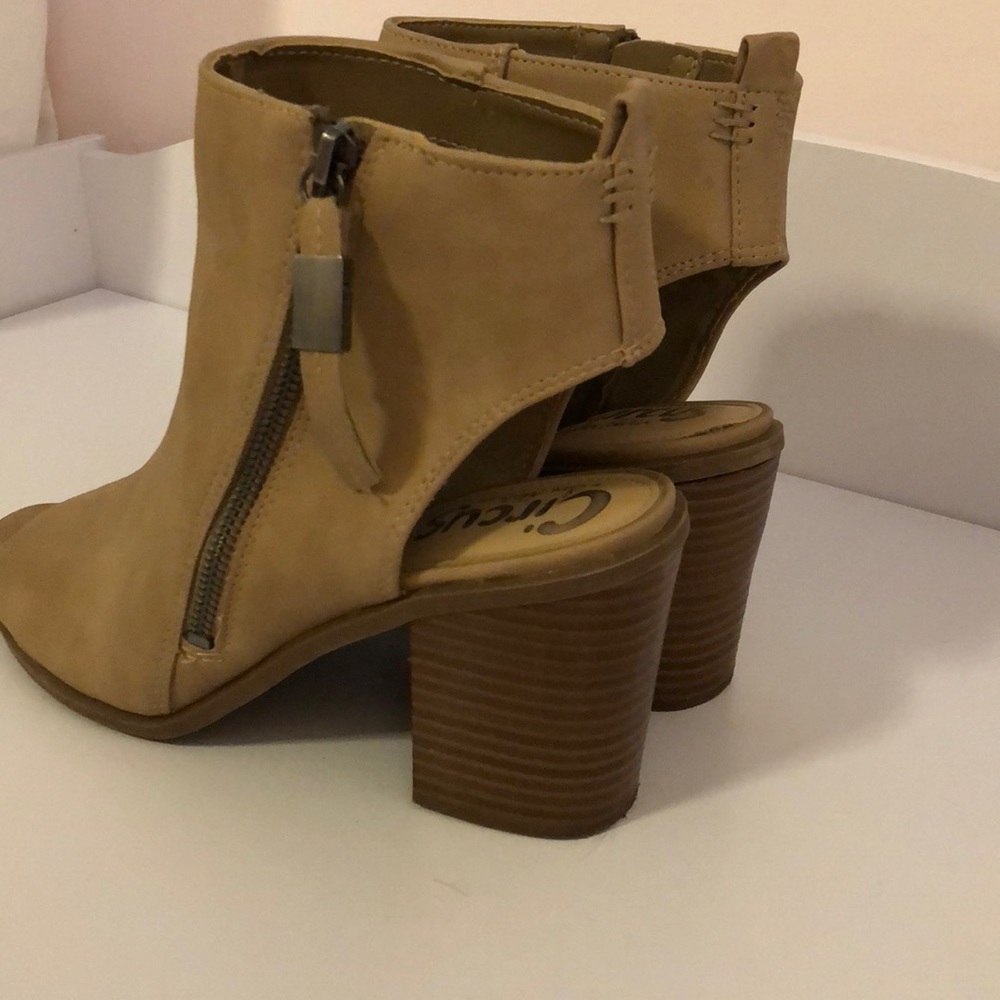 Wedges - Picture 4 of 5